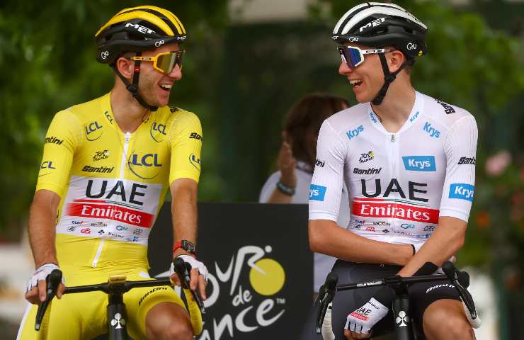 Adam Yates e Tadej Pogacar